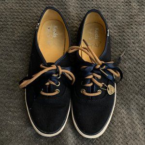 KEDS RARE TAYLOR SWIFT SNEAKERS  IN NAVY SIZE 5 1/2 EXCELLENT CONDITION